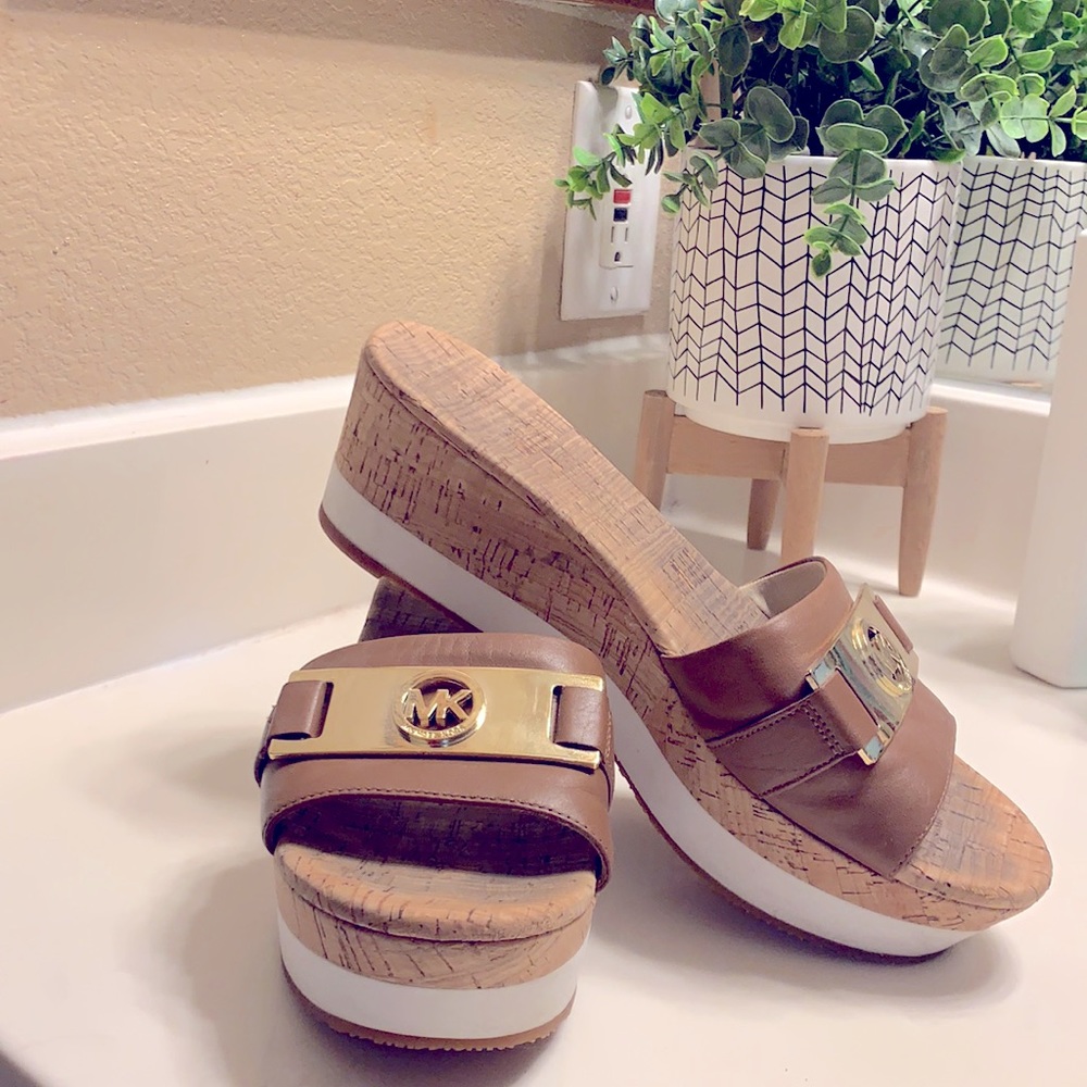 Mk wedges
